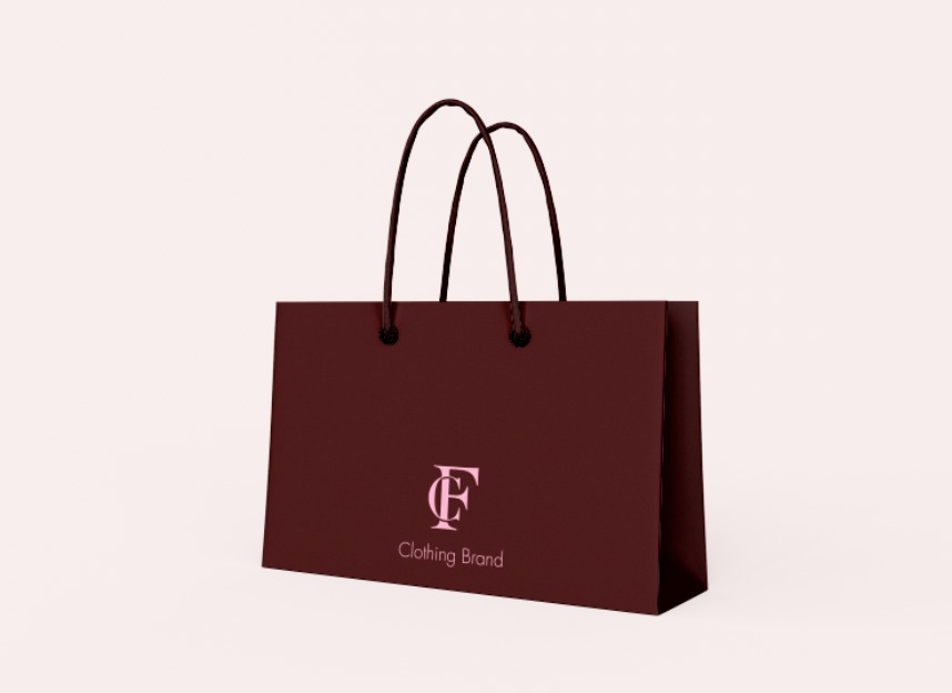 Application d’un logotype sur un sac shopping dans le cadre d’un projet d’identité visuelle